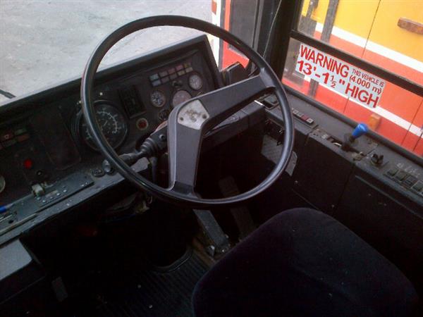 1984 MCW Metroliner 12 metre open top