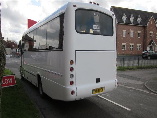 2006 MERCEDES BENZ Cheetah 33 seat coach 2006 MERCEDES BENZ Cheetah 33 seat coach
