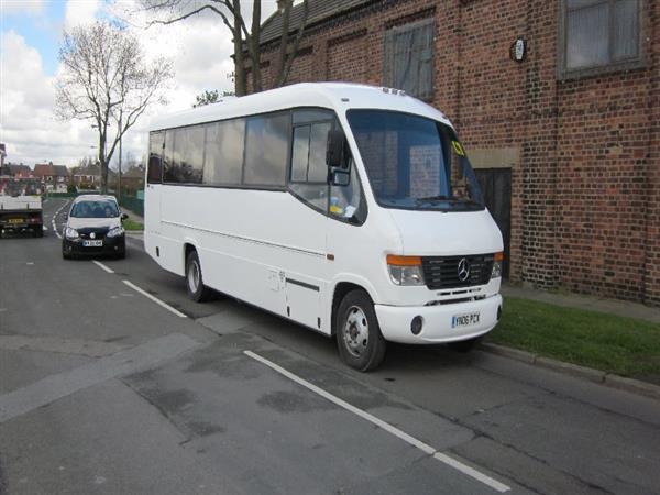 2006 MERCEDES BENZ Cheetah 33 seat coach 2006 MERCEDES BENZ Cheetah 33 seat coach