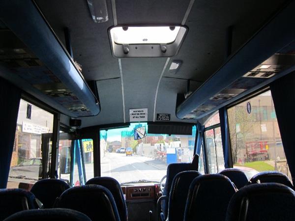 2006 MERCEDES BENZ Cheetah 33 seat coach 2006 MERCEDES BENZ Cheetah 33 seat coach