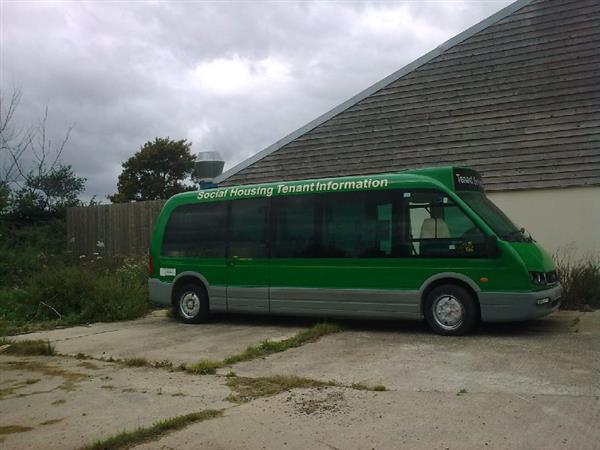 2002 Optare Alero low floor Expo bus. 2002 Optare Alero low floor Expo bus.