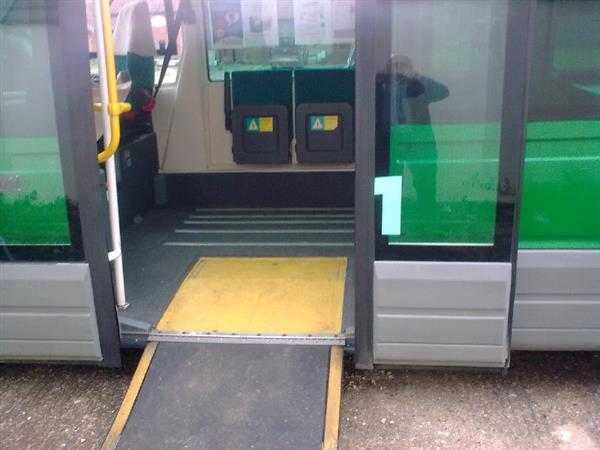 2002 Optare Alero low floor Expo bus. 2002 Optare Alero low floor Expo bus.
