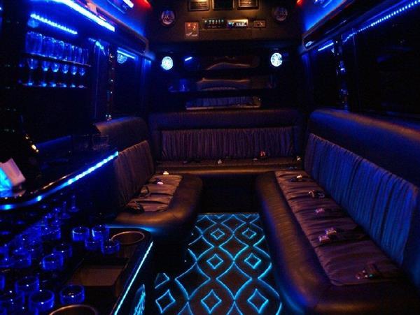 2005 Sprinter 416 LWB Auto Limousine bus in Eire 2005 Sprinter 416 LWB Auto Limousine bus in Eire
