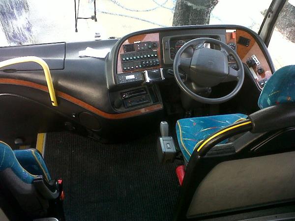 2006 Volvo B12B I shift Caetano Enigma 49 Exec 2006 Volvo B12B I shift Caetano Enigma 49 Exec