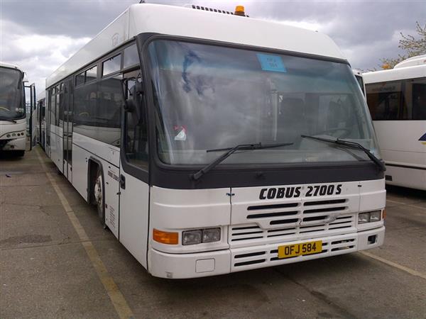 2004 Cobus 2700S Airport Bus 2004 Cobus 2700S Airport Bus