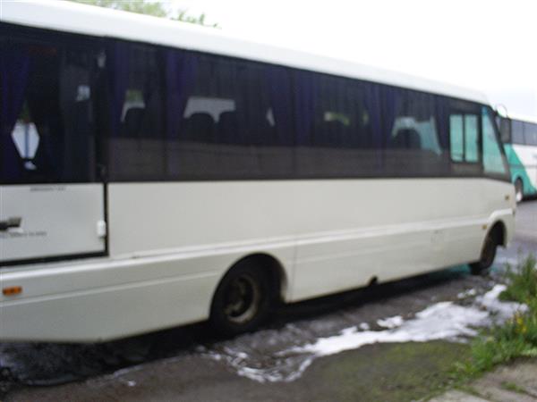 1999 Mercedes 814 Autobus Nouvelle 2 33 seater 1999 Mercedes 814 Autobus Nouvelle 2 33 seater