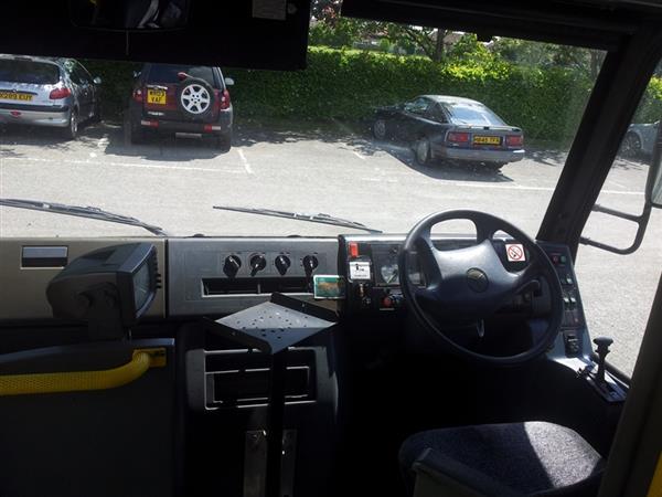 2001 Mercedes 814 Beaver 19 Seat Service bus 2001 Mercedes 814 Beaver 19 Seat Service bus
