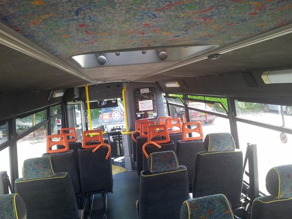 2001 Mercedes 814 Beaver 19 Seat Service bus 2001 Mercedes 814 Beaver 19 Seat Service bus