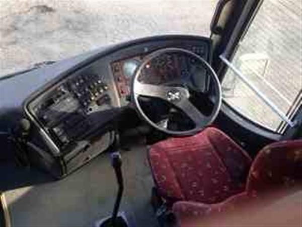 2002 MAN Noge 24.400 Tri-axle 49 Seat Executive 2002 MAN Noge 24.400 Tri-axle 49 Seat Executive