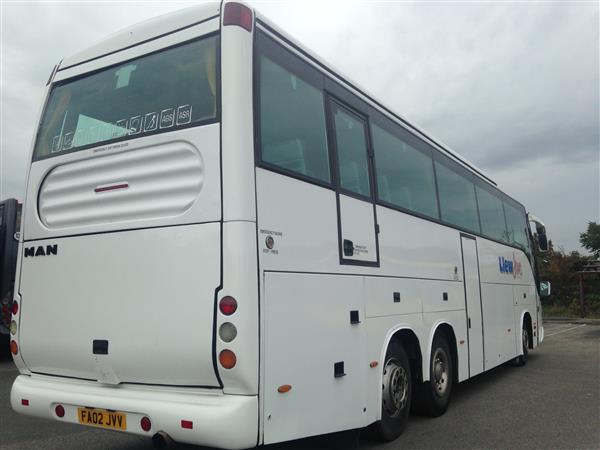 2002 MAN Noge 24.400 Tri-axle 49 Seat Executive 2002 MAN Noge 24.400 Tri-axle 49 Seat Executive