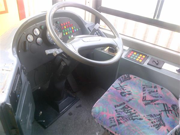 1999/2001 OPTARE EXCEL SERVICE BUSES, CHOICE OF 2 1999/2001 OPTARE EXCEL SERVICE BUSES, CHOICE OF 2