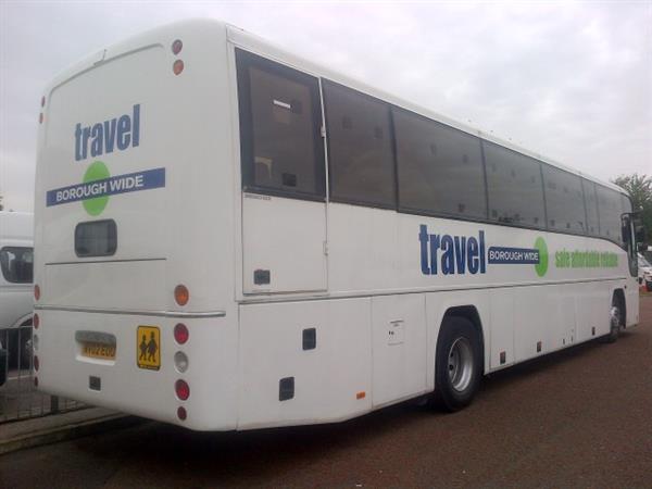 VOLVO B12M PLAXTON DDA COMPLIANT COACH VOLVO B12M PLAXTON DDA COMPLIANT COACH
