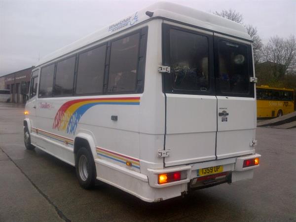 Mercedes Vario 614D 2001 Mercedes Vario 614D 2001