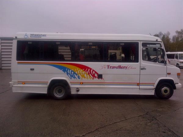 Mercedes Vario 614D 2001 Mercedes Vario 614D 2001