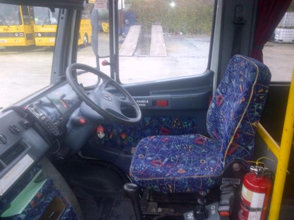 Mercedes Vario 614D 2001 Mercedes Vario 614D 2001