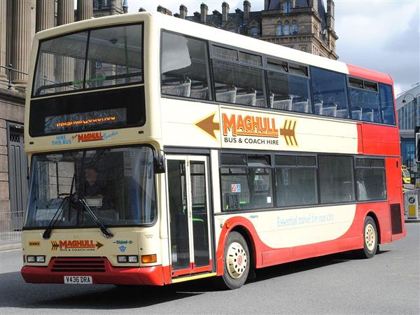 2000 Dennis Trident 87 seat bus with seat belts V436DRA 2000 Dennis Trident 87 seat bus with seat belts V436DRA