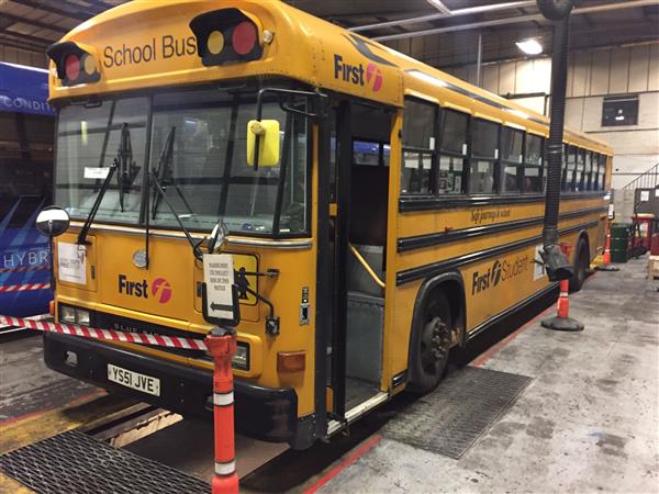 2002 American School bus 