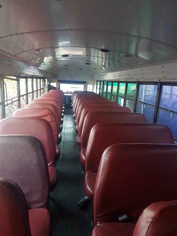 2002 American School bus 2002 American School bus