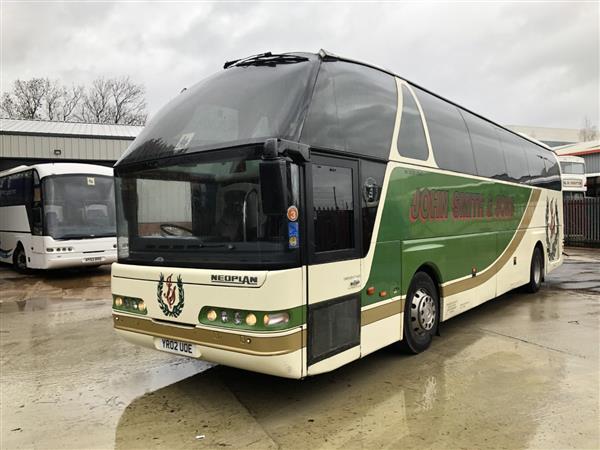 2002 Neoplan Starliner Mercedes v8 twin turbo AVS manual gearbox