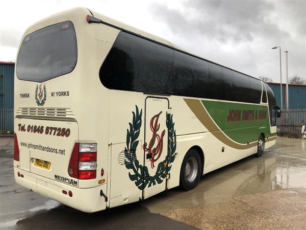 2002 Neoplan Starliner Mercedes v8 twin turbo AVS manual gearbox