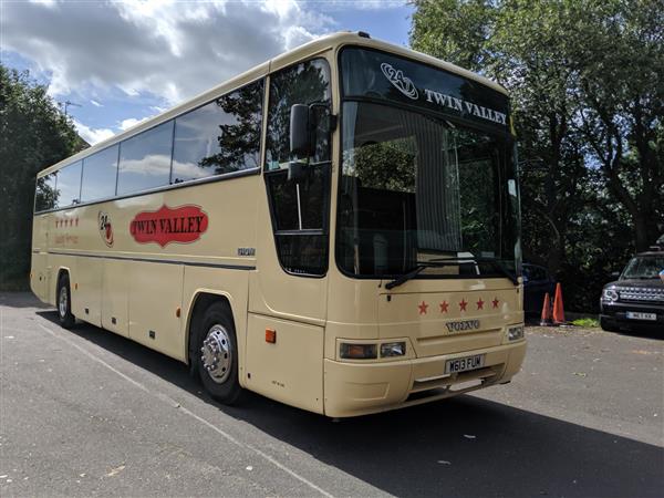 2000 VOLVO B10m Plaxton Premiere