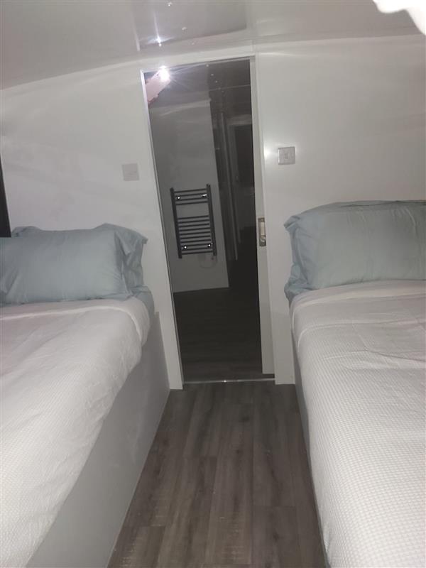 Reduced to £20,000.2001 Double decker accommodation bus, fully equipped, MOT tested, view in Winsford in Cheshire. Reduced to £20,000.2001 Double decker accommodation bus, fully equipped, MOT tested, view in Winsford in Cheshire.