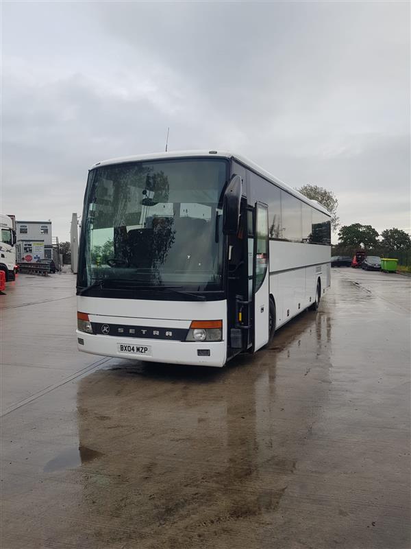 2004 Setra 315 GT 49 Seat coach, 6 speed.