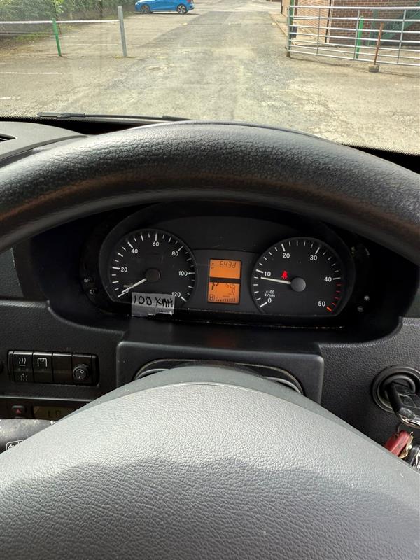 2009 Mercedes 515 cdi  Sprinter 16 seater 