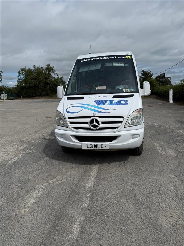 2009 Mercedes 515 cdi  Sprinter 16 seater 