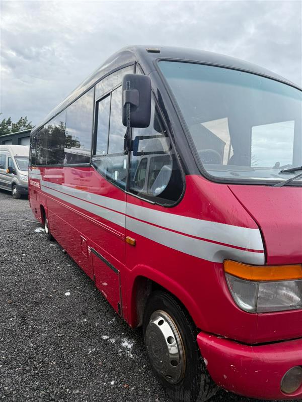 2005 Mercedes 29 seat Plaxton Cheetah minicoach