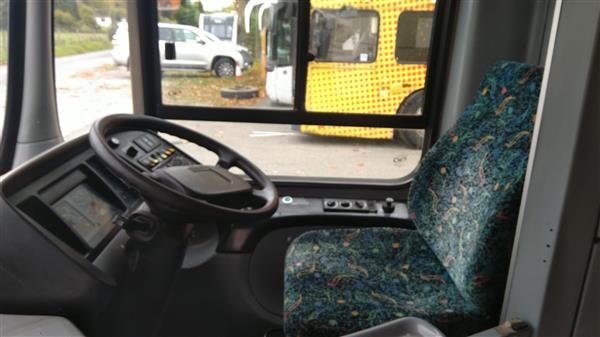 2002 VOLVO B7 DOUBLE DECKER BUS