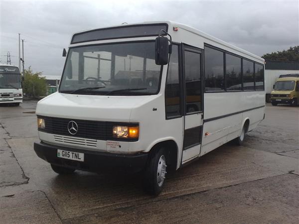 1990 Mercedes 811D 33 Seats Manual 1990 Mercedes 811D 33 Seats Manual