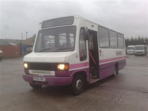 1995 Mercedes 709D - 27 Seats 1995 Mercedes 709D - 27 Seats