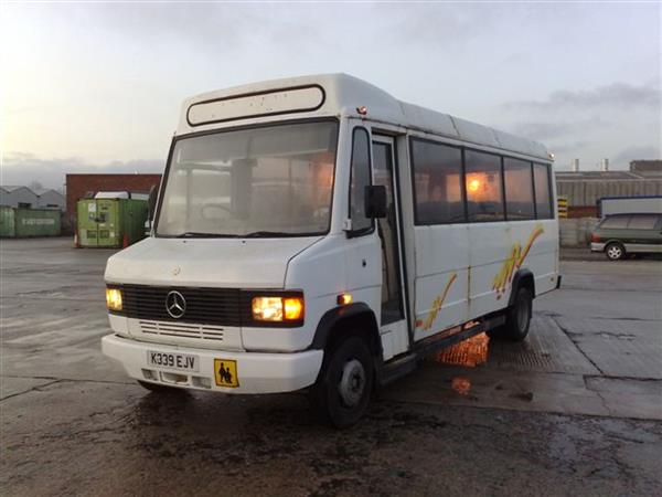 1992 Mercedes 609D Minibus Manual 26 seats 1992 Mercedes 609D Minibus Manual 26 seats