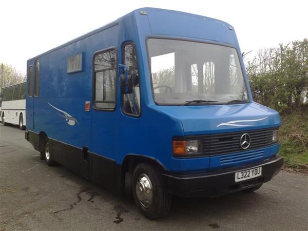 1994 Mercedes 709D Campervan Ready for use 1994 Mercedes 709D Campervan Ready for use