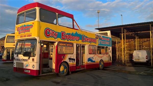 1980 MCW Metrobus,semi open top bus dual door