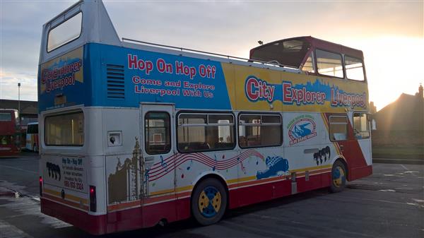 1980 MCW Metrobus,semi open top bus dual door