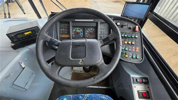 Volvo b7 82 seat double decker bus 