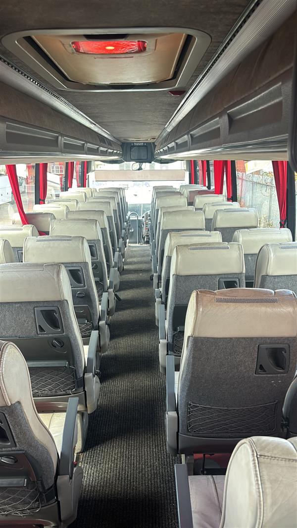 Volvo B12m manual 51 seats Volvo B12m manual 51 seats