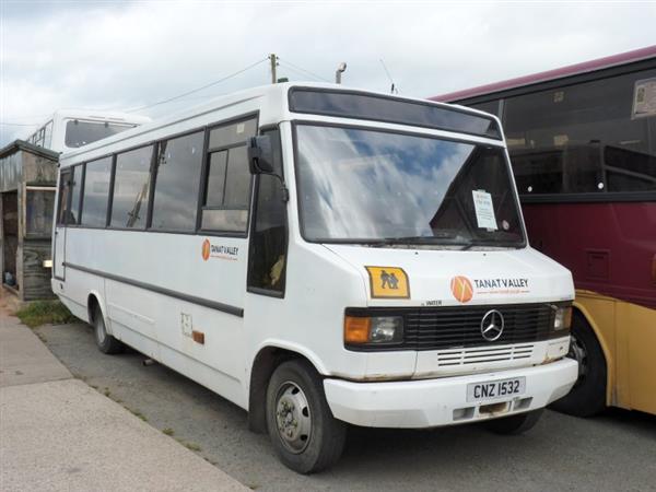 1989 Mercedes 811d 33 seat Minicoach